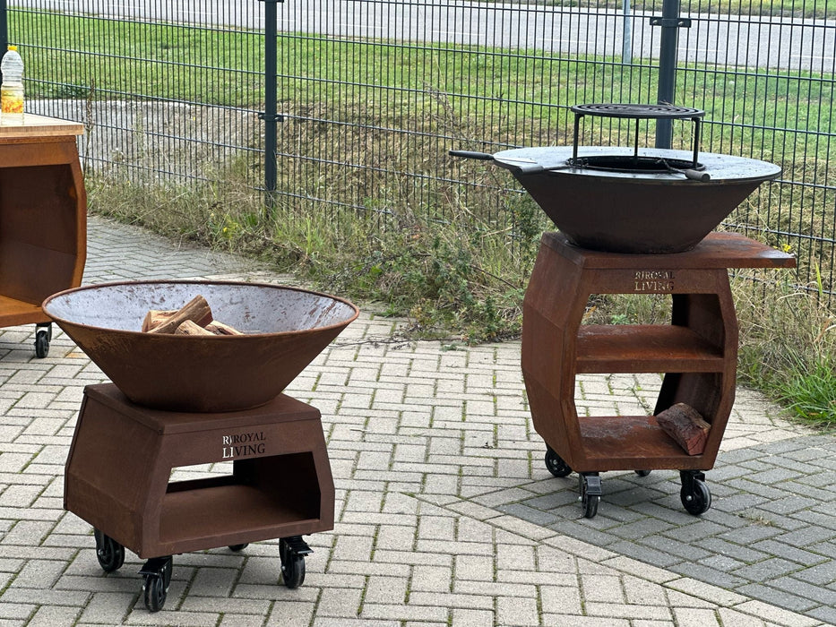 BBQ Vuurschaal Grill Brasero Vuurschaal Cortenstaal met Bakplaat Ø80cm en Mesa (Houten omranding) grote wielen, houtopslag