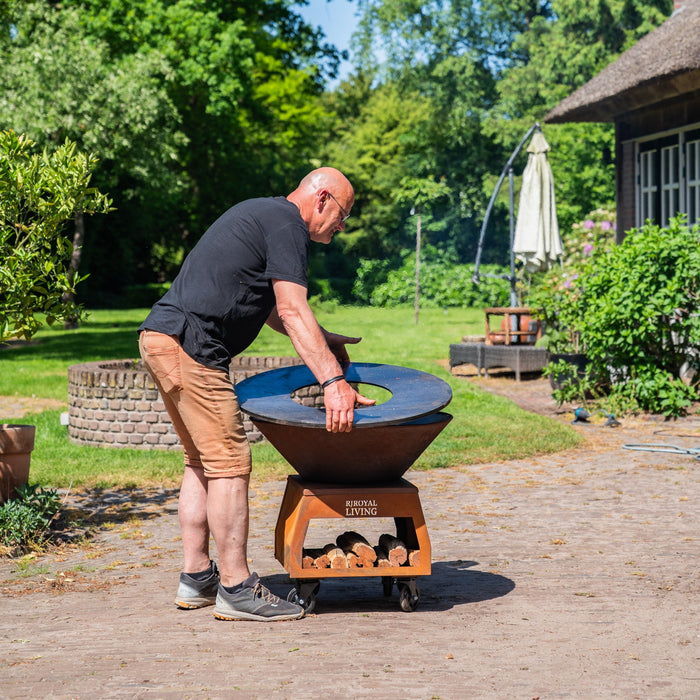 BBQ Vuurschaal Grill Brasero Vuurschaal Cortenstaal met grote wielen, houtopslag en bakplaat Ø80cm