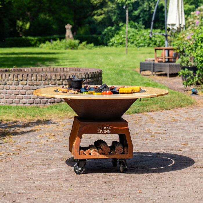 BBQ Vuurschaal Grill Brasero Vuurschaal Cortenstaal met Bakplaat Ø80cm en Mesa (Houten omranding) grote wielen, houtopslag