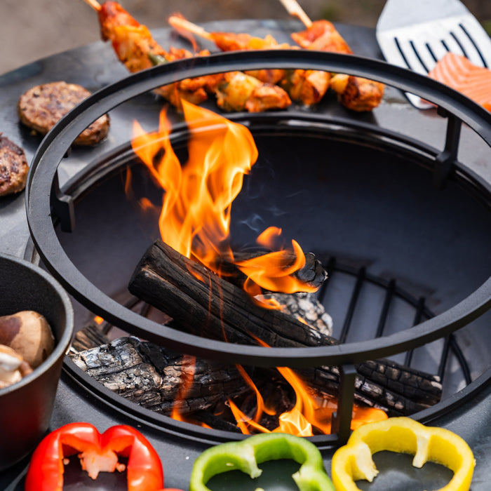 BBQ Vuurschaal Grill Cortenstaal 8mm Camarada 2.0 - Met pook houtopslag Ø70cm