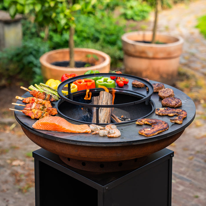 BBQ Vuurschaal Grill Cortenstaal Blackline 8mm Camarada 2.0 - Met pook en houtopslag Ø70cm