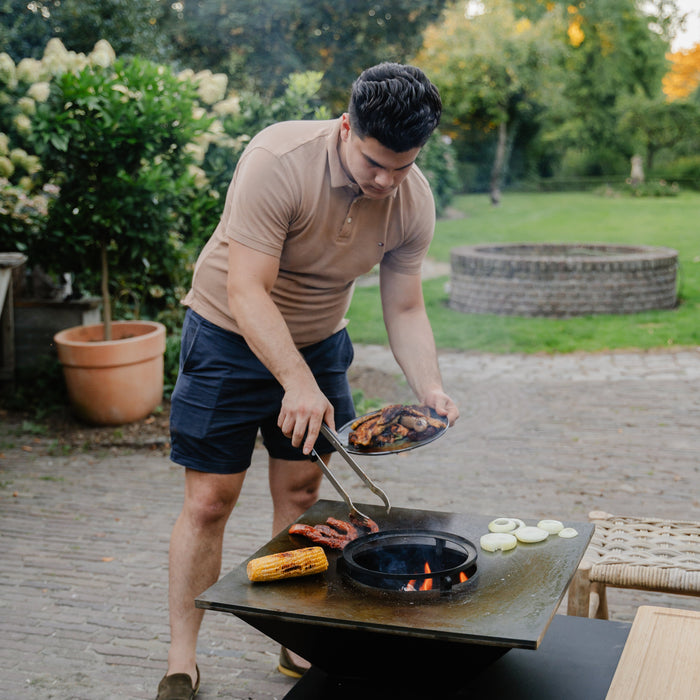 BBQ Vuurschaal Grill Compañía - Met Hoes en Houtopslag 60Ø - Met Snijplank