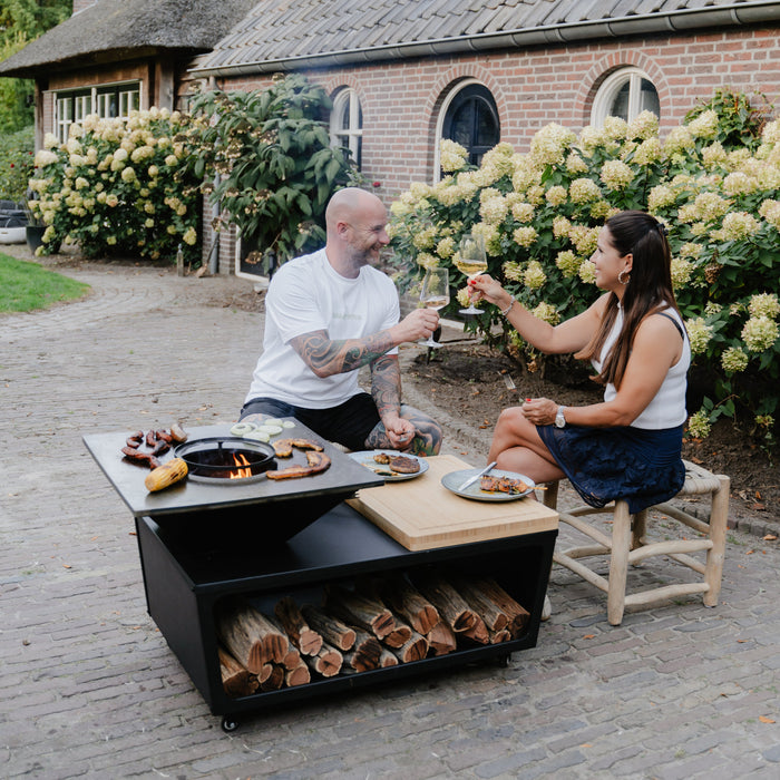 BBQ Vuurschaal Grill Compañía - Met Hoes en Houtopslag 60Ø - Met Snijplank