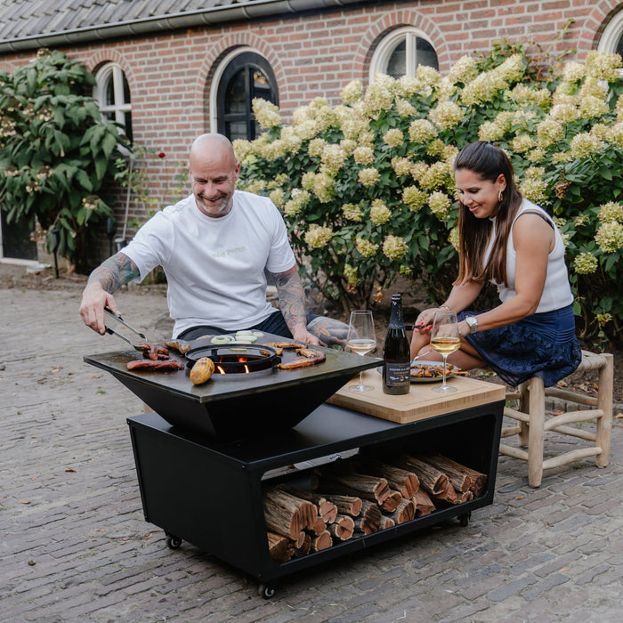 BBQ Vuurschaal Grill Compañía - Met Hoes en Houtopslag 60Ø - Met Snijplank