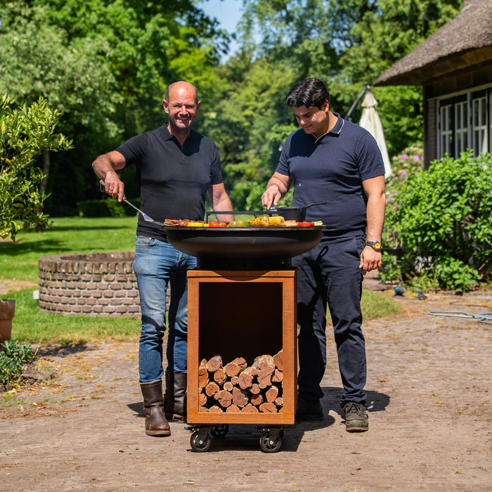 BBQ Vuurschaal Grill Hermano XXL Blackline Cortenstaal - Met pook en houtopslag Ø80cm 8mm