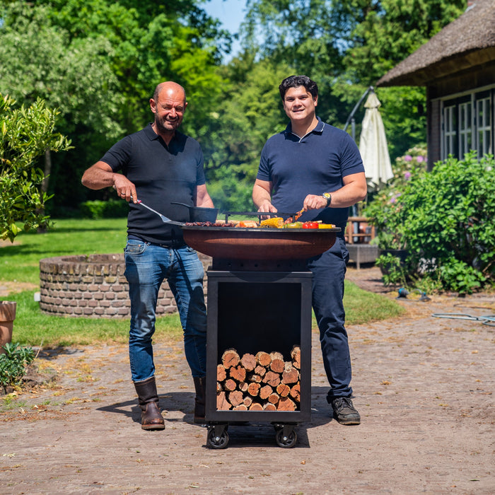 BBQ Vuurschaal Grill Hermano XXL Cortenstaal Blackline - Met pook en houtopslag Ø80cm 8mm